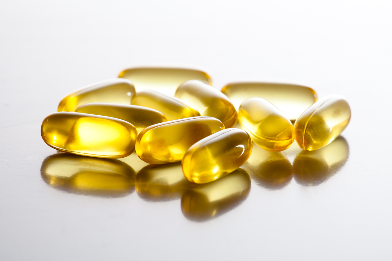 imagen cortesía de https://www.americanbazaaronline.com Fish-oil-pills